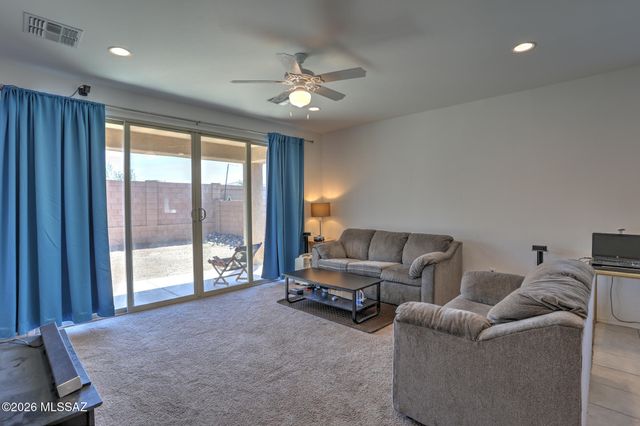 995 W Calle Tolima, Sahuarita, AZ 85629