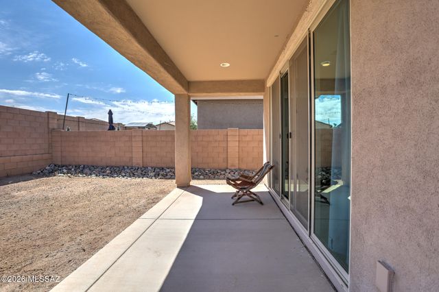 995 W Calle Tolima, Sahuarita, AZ 85629