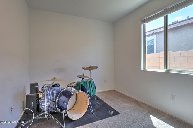 995 W Calle Tolima, Sahuarita, AZ 85629