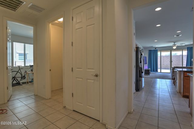995 W Calle Tolima, Sahuarita, AZ 85629