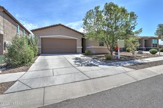 995 W Calle Tolima, Sahuarita, AZ 85629