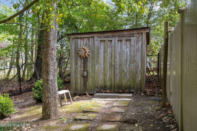 1 Joshua Drive, Chocowinity, NC 27817