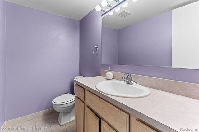 13408 Denver Circle N, Sterling Heights, MI 48312