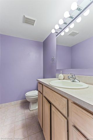 13408 Denver Circle N, Sterling Heights, MI 48312