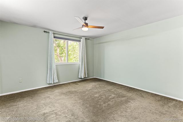 13408 Denver Circle N, Sterling Heights, MI 48312