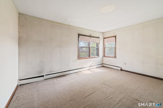 7 Hamburg Street, Shelton, CT 06484