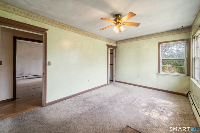 7 Hamburg Street, Shelton, CT 06484