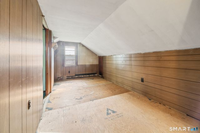 7 Hamburg Street, Shelton, CT 06484