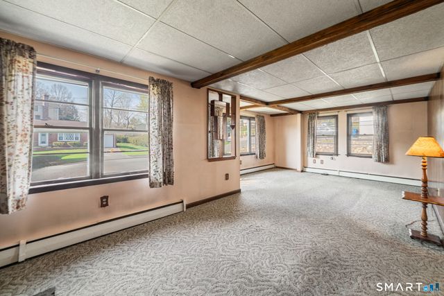 7 Hamburg Street, Shelton, CT 06484