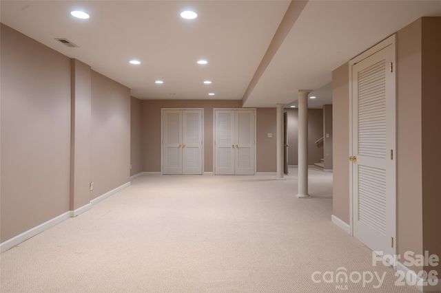 25 E Forest Road, Asheville, NC 28803