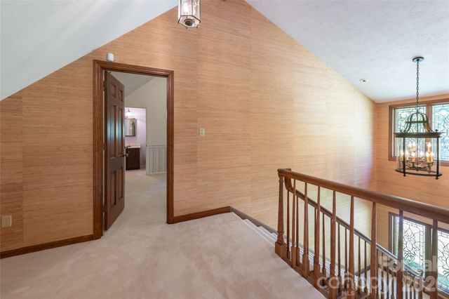 25 E Forest Road, Asheville, NC 28803