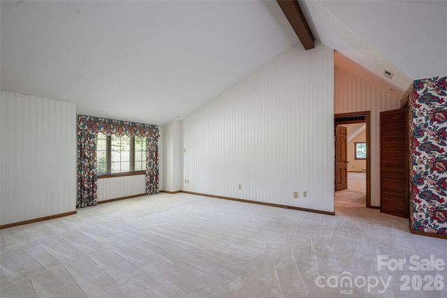 25 E Forest Road, Asheville, NC 28803