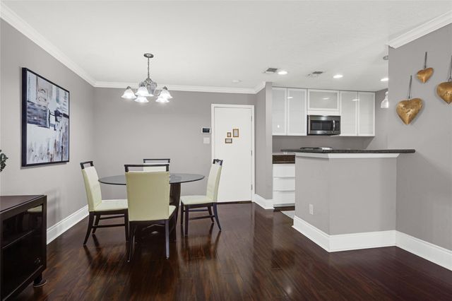 2379 Briarwest Boulevard 85, Houston, TX 77077