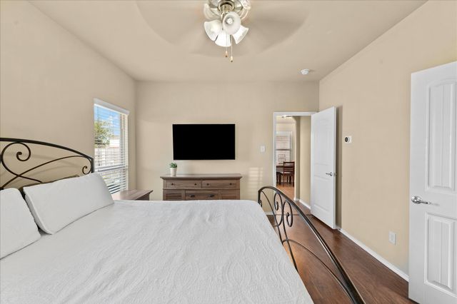 8741 Sierra Trail, Cross Roads, TX 76227