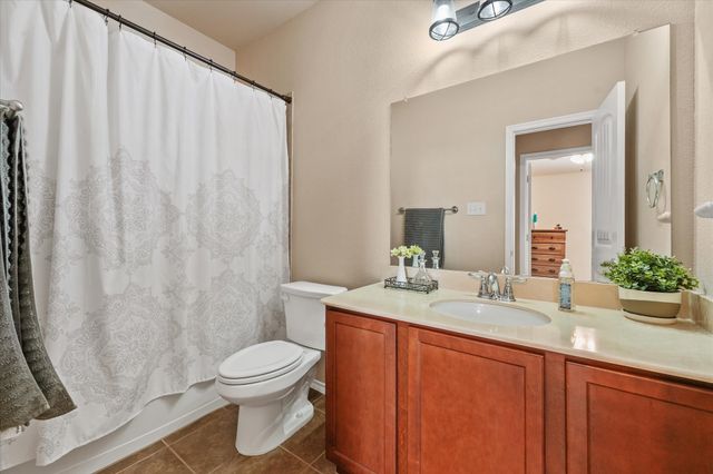 8741 Sierra Trail, Cross Roads, TX 76227