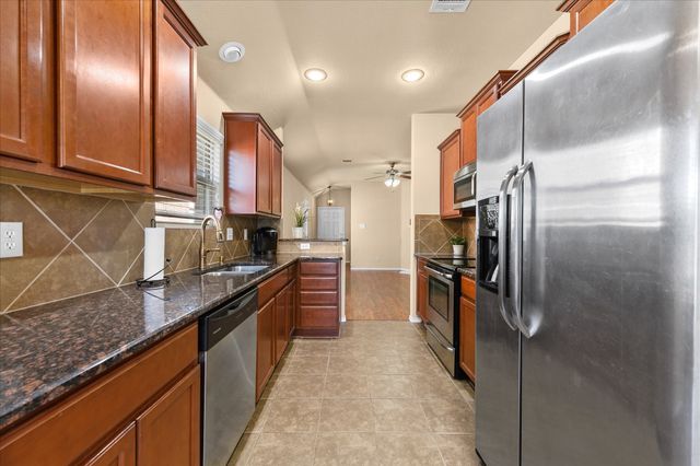 8741 Sierra Trail, Cross Roads, TX 76227