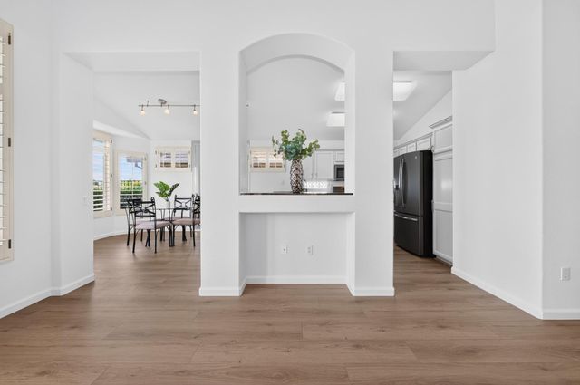 7232 Delta Breeze Ln, Roseville, CA 95747