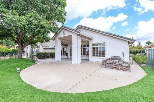 7232 Delta Breeze Ln, Roseville, CA 95747