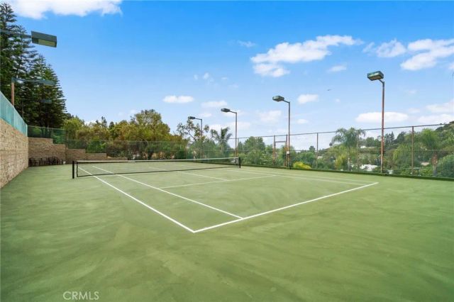 10696 Skyline Drive, North Tustin, CA 92705