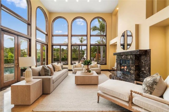 10696 Skyline Drive, North Tustin, CA 92705