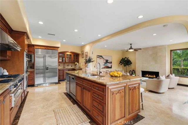 10696 Skyline Drive, North Tustin, CA 92705