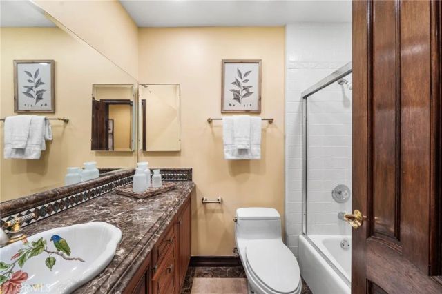 10696 Skyline Drive, North Tustin, CA 92705