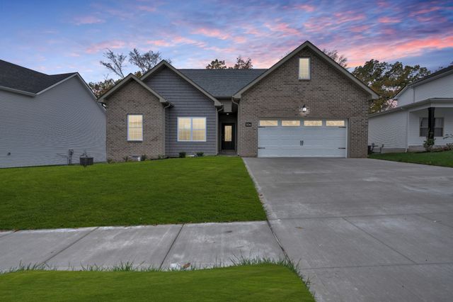 485 S Halifax Ct, Clarksville, TN 37040