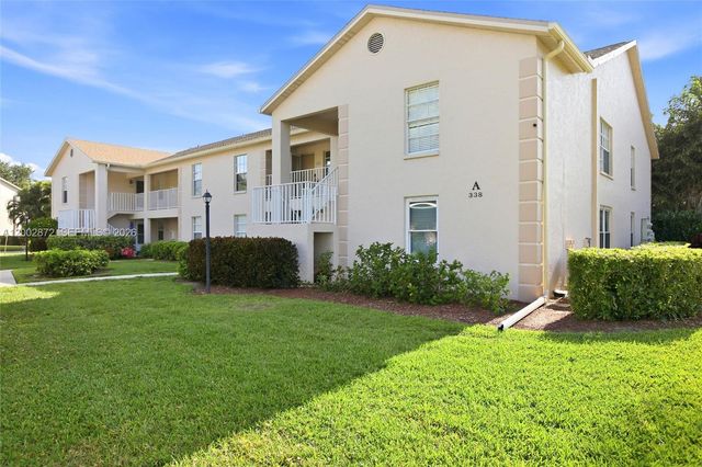 338 Bradstrom Circle A104, Naples, FL 34113