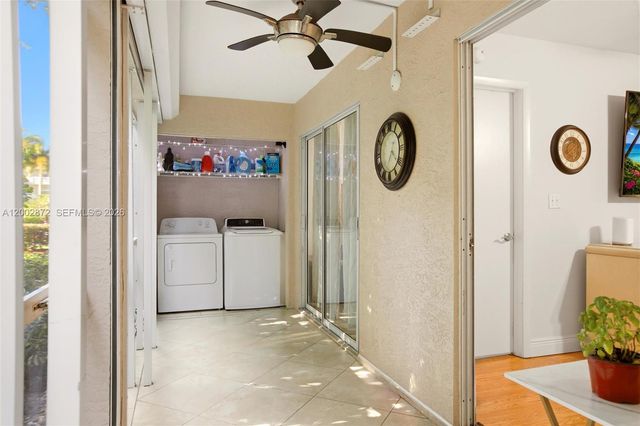 338 Bradstrom Circle A104, Naples, FL 34113