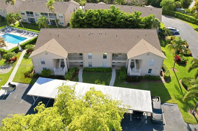 338 Bradstrom Circle A104, Naples, FL 34113