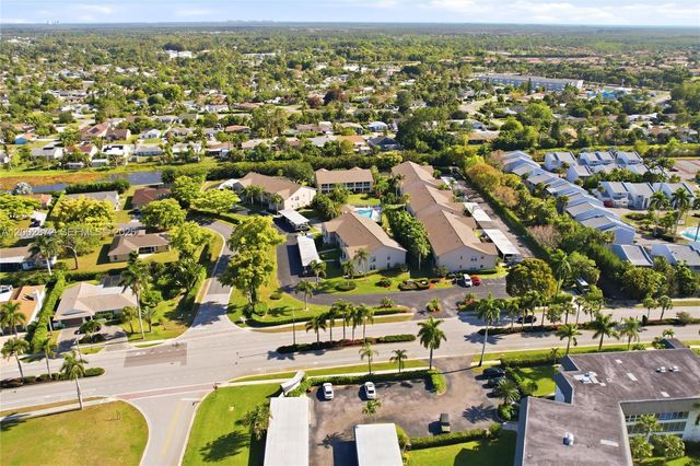 338 Bradstrom Circle A104, Naples, FL 34113