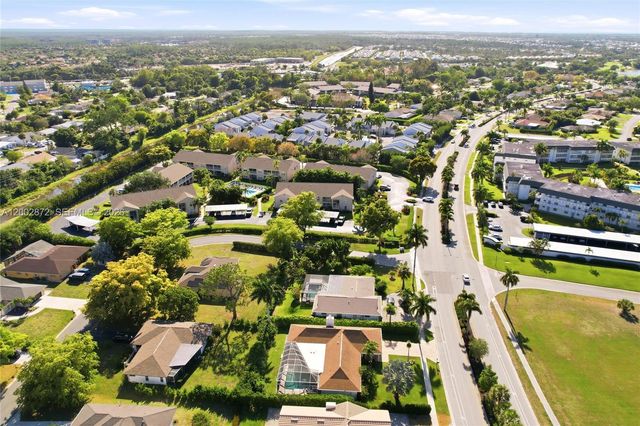 338 Bradstrom Circle A104, Naples, FL 34113