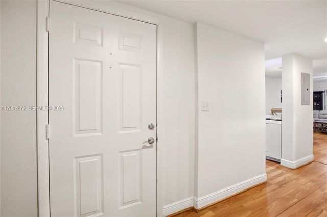 338 Bradstrom Circle A104, Naples, FL 34113