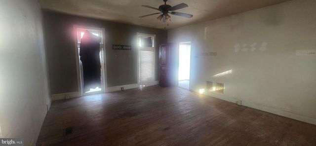 418 MCDOWELL AVE, Hagerstown, MD 21740