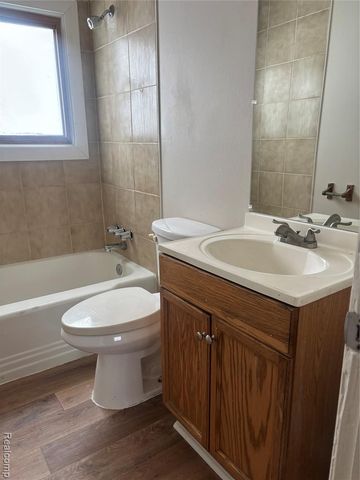 31808 Avondale Street, Westland, MI 48186