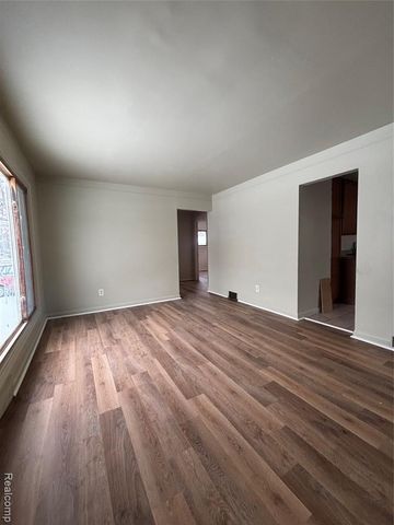 31808 Avondale Street, Westland, MI 48186