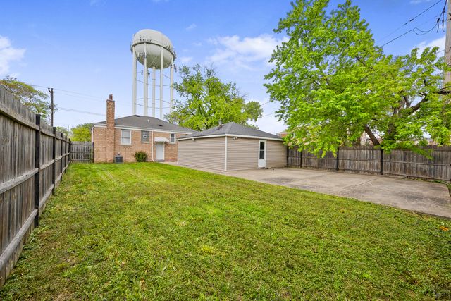4405 Butterfield Road, Hillside, IL 60162
