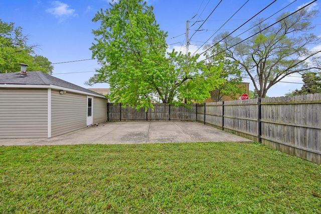 4405 Butterfield Road, Hillside, IL 60162