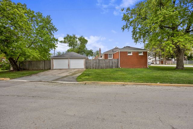 4405 Butterfield Road, Hillside, IL 60162