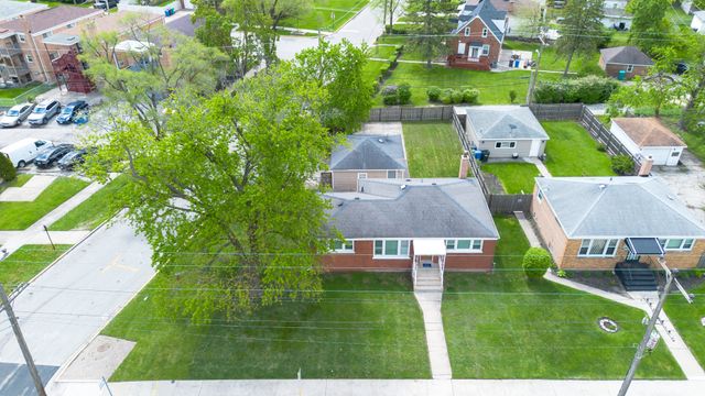 4405 Butterfield Road, Hillside, IL 60162