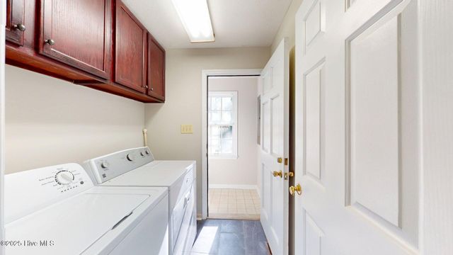 165 Sandhurst Place, Southern Pines, NC 28387