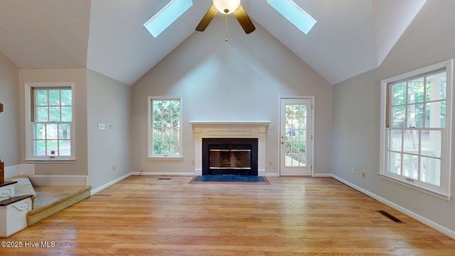 165 Sandhurst Place, Southern Pines, NC 28387