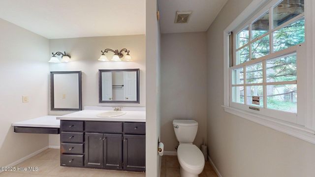 165 Sandhurst Place, Southern Pines, NC 28387