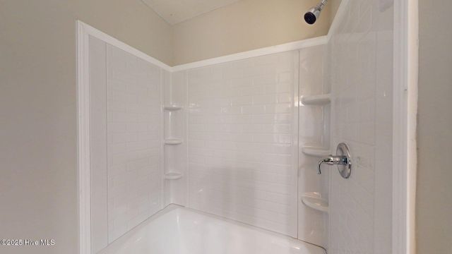 165 Sandhurst Place, Southern Pines, NC 28387