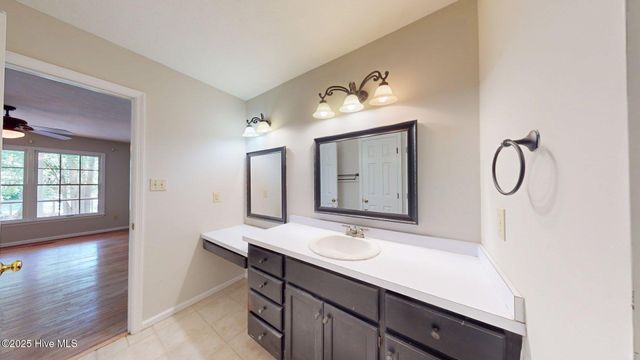 165 Sandhurst Place, Southern Pines, NC 28387