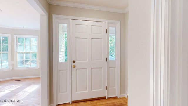 165 Sandhurst Place, Southern Pines, NC 28387