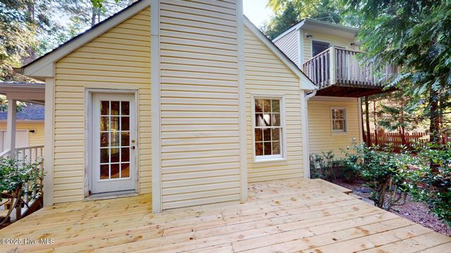 165 Sandhurst Place, Southern Pines, NC 28387