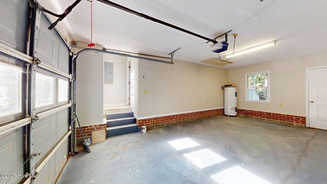 165 Sandhurst Place, Southern Pines, NC 28387