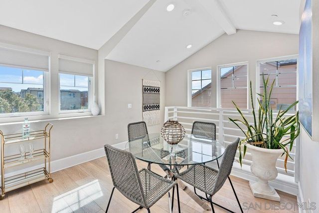 823 Jersey Court, San Diego, CA 92109