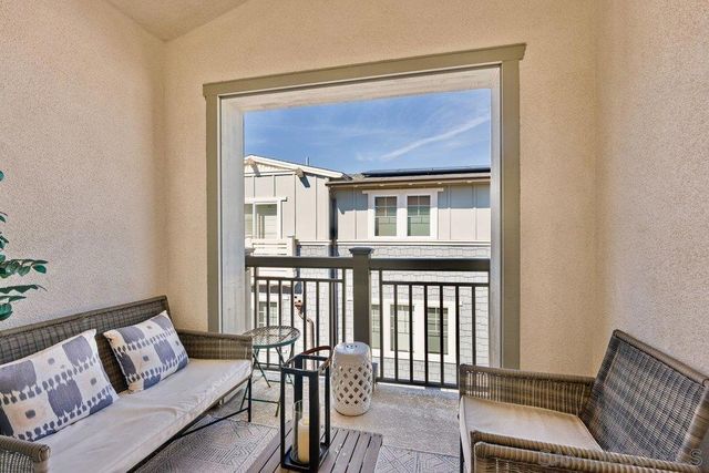 823 Jersey Court, San Diego, CA 92109